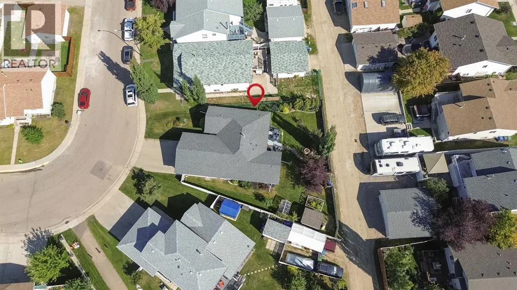 96 Lamont Close
