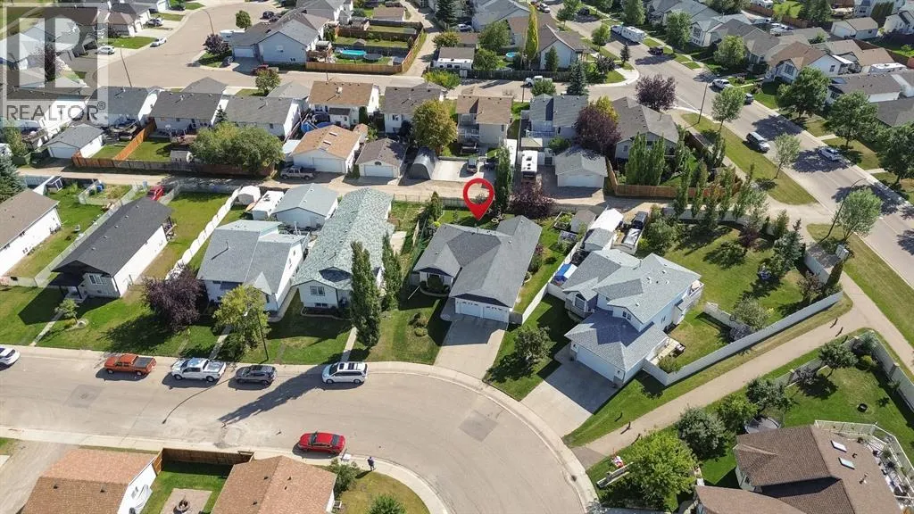 96 Lamont Close