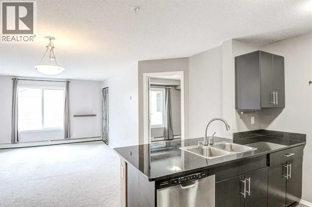 221, 195 Kincora  Glen Road NW