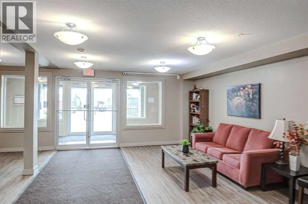 221, 195 Kincora  Glen Road NW
