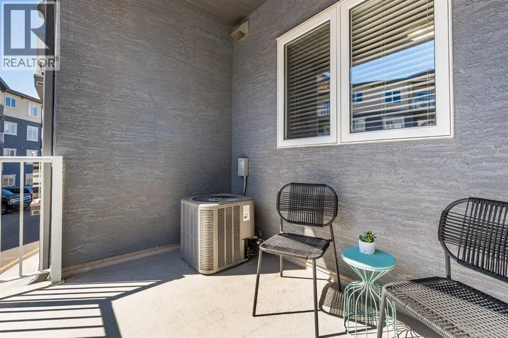 303, 19 Terrace View NE