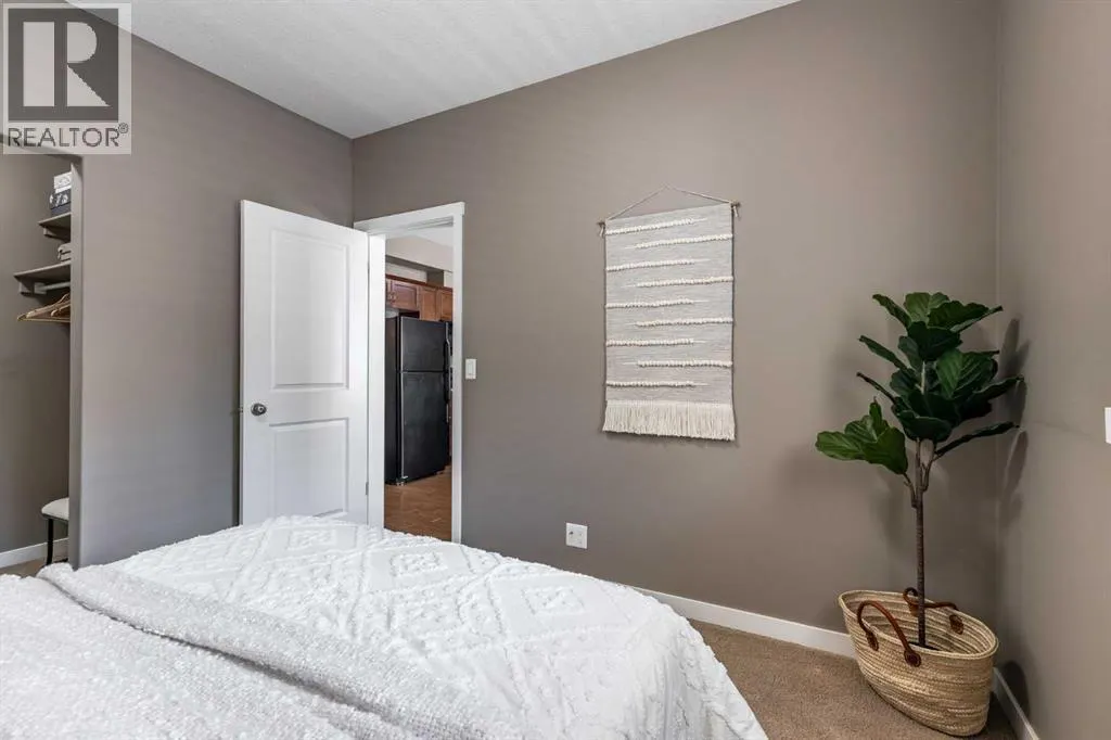 303, 19 Terrace View NE
