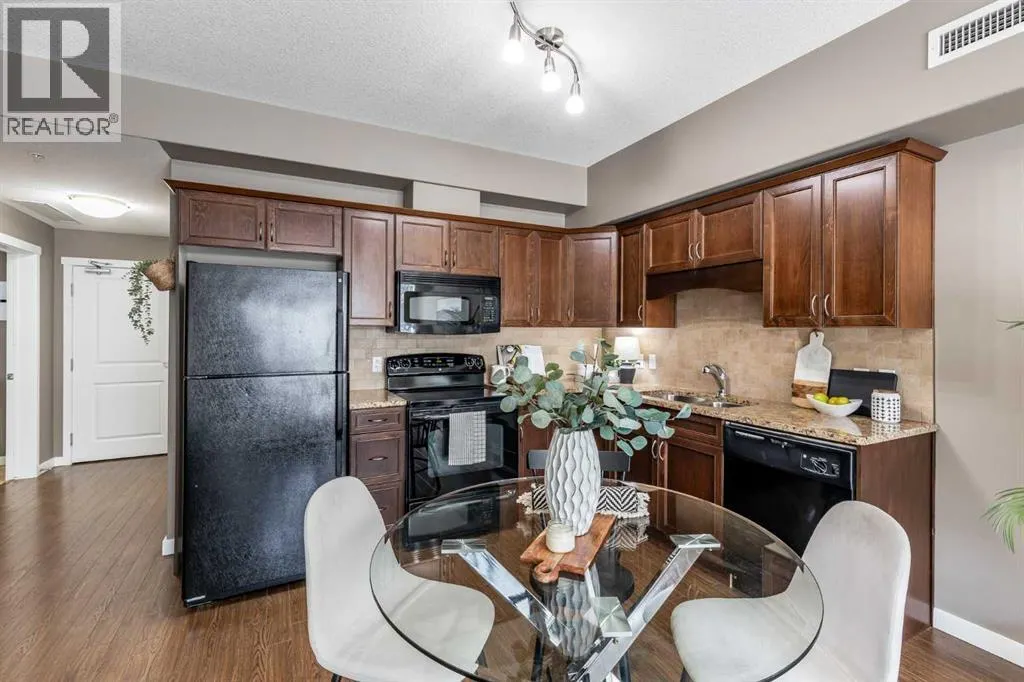 303, 19 Terrace View NE