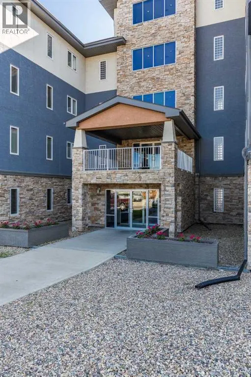 303, 19 Terrace View NE