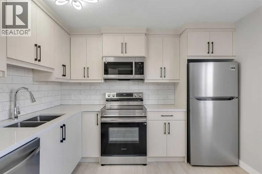 73 Erin Woods Place SE