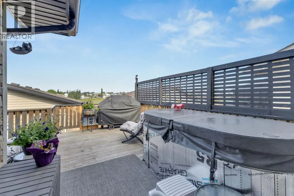 82 Hinshaw Drive W