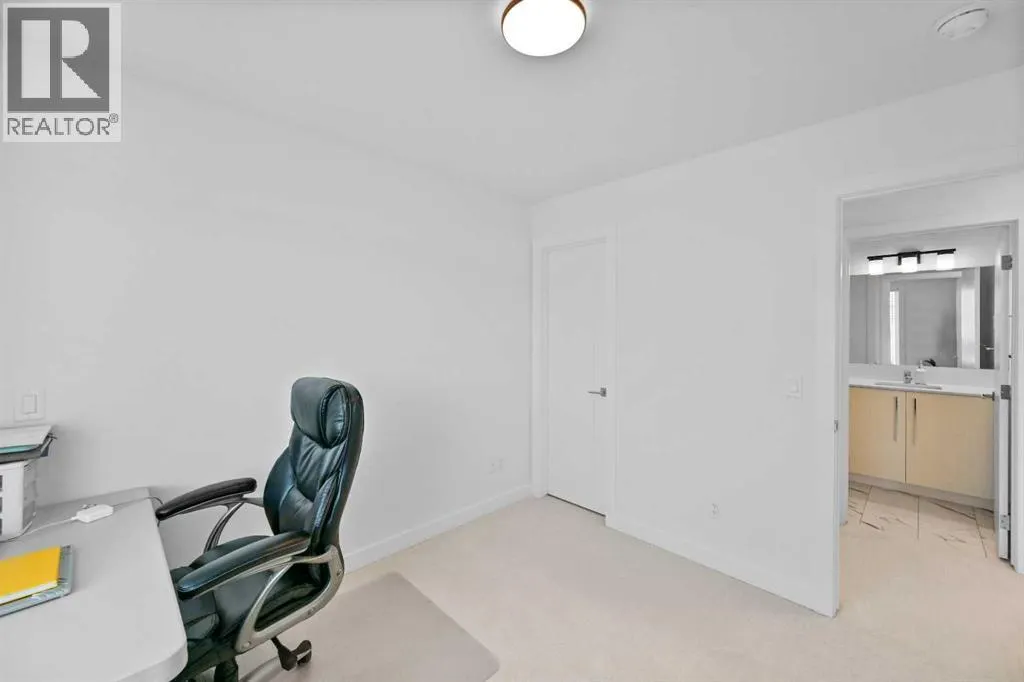 60 Amblefield Terrace NW