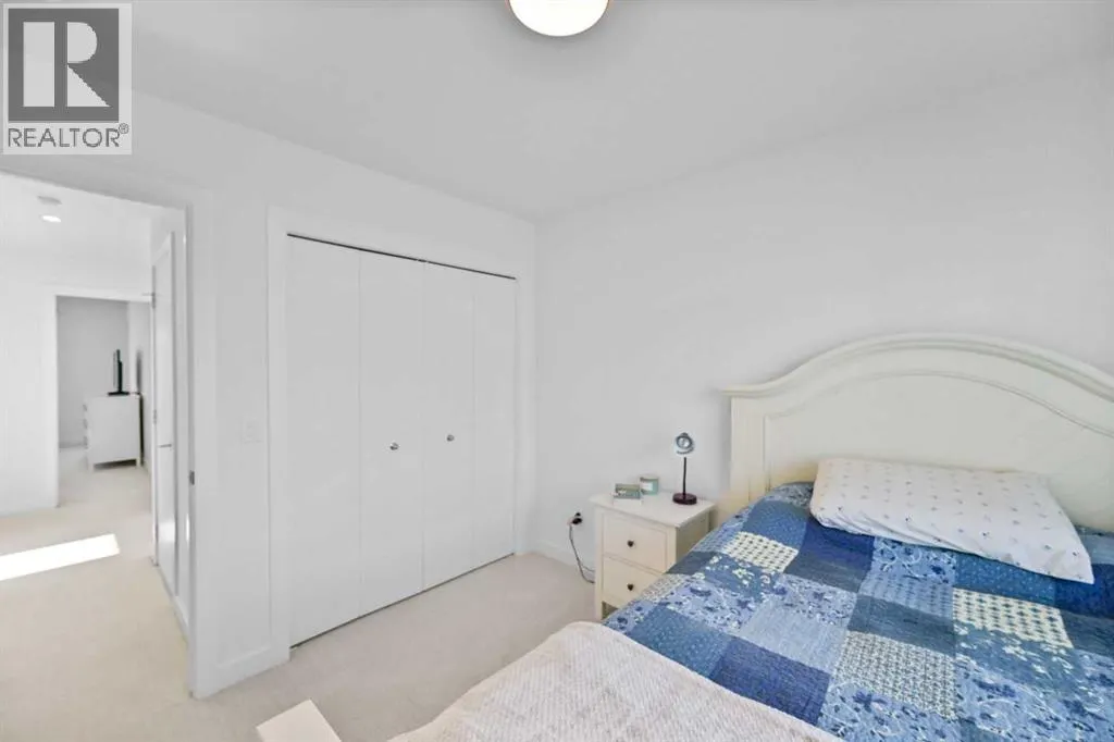 60 Amblefield Terrace NW
