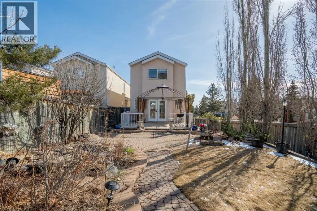 5503 Strathcona Hill SW