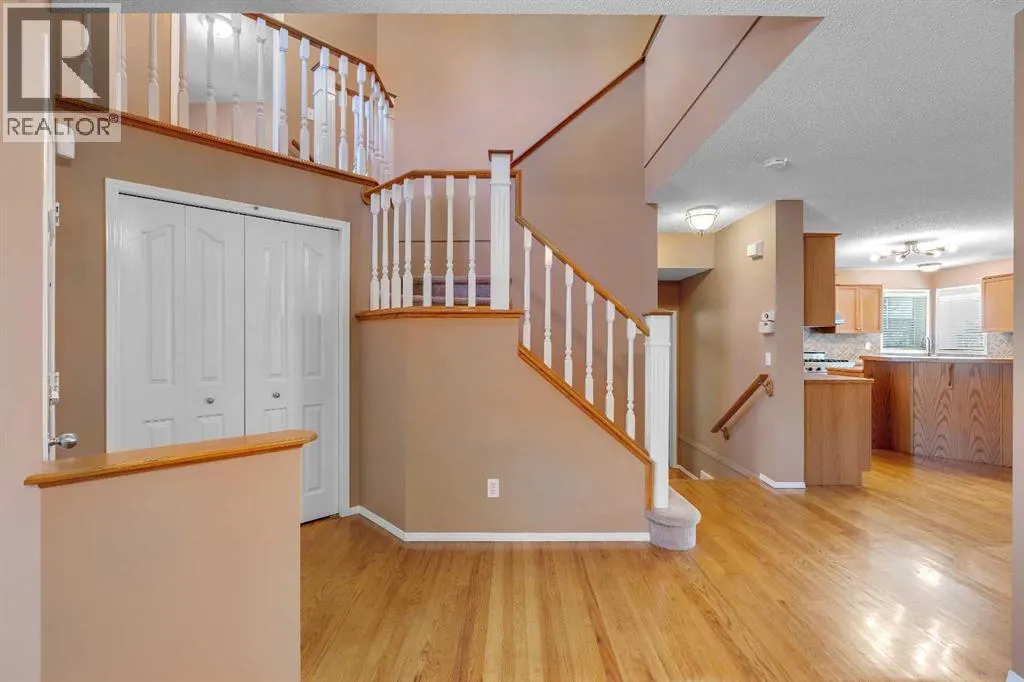150 Harvest Oak View NE
