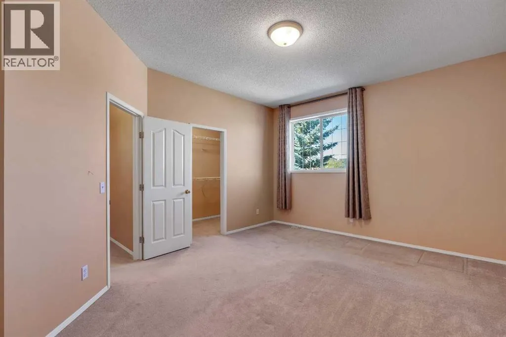 150 Harvest Oak View NE