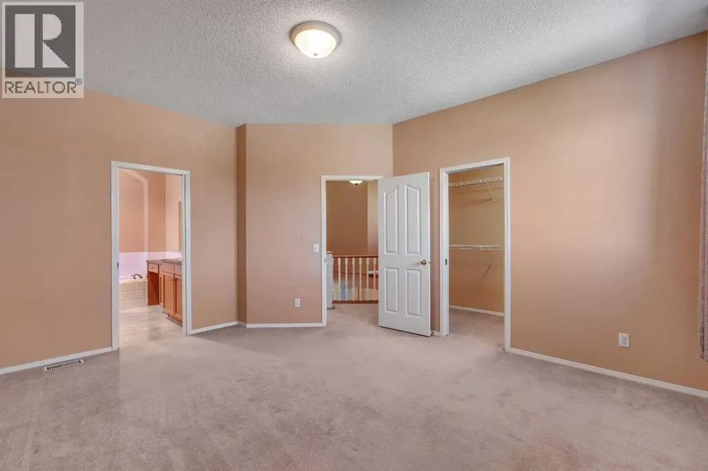 150 Harvest Oak View NE