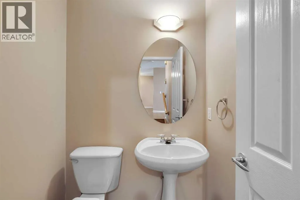 150 Harvest Oak View NE