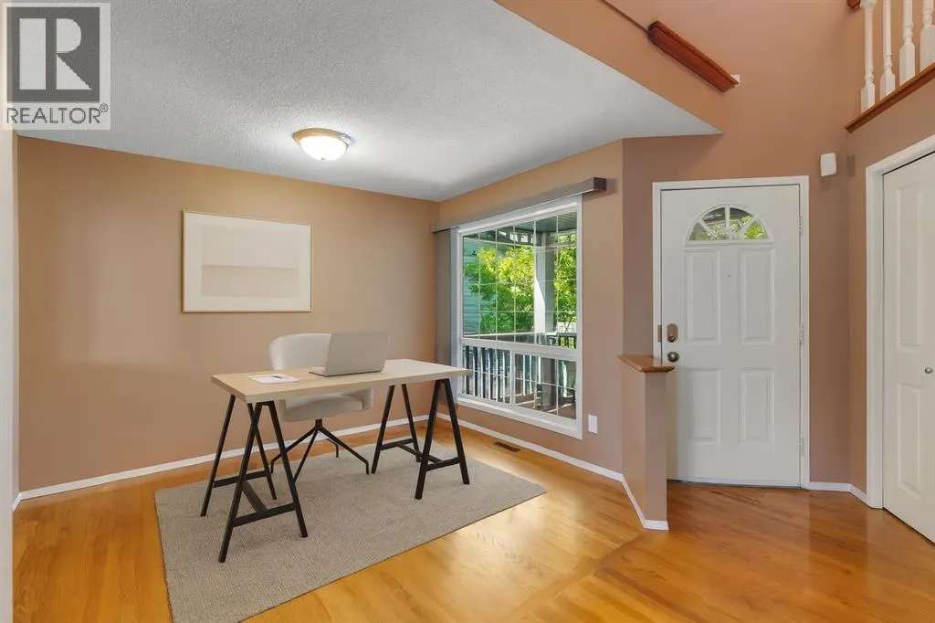 150 Harvest Oak View NE
