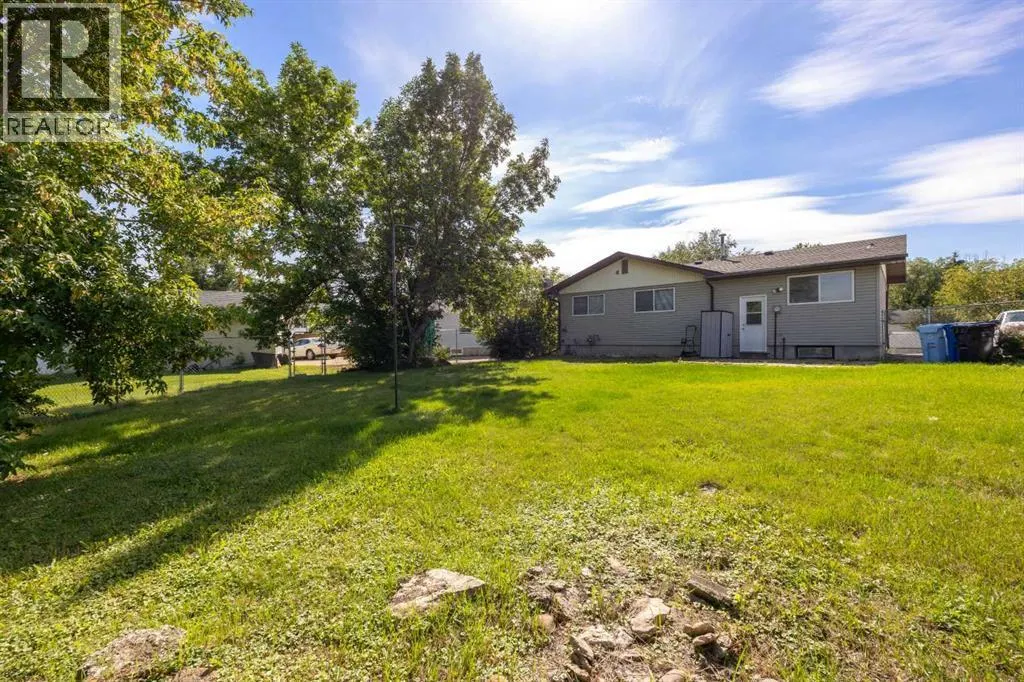 34 Bell Crescent