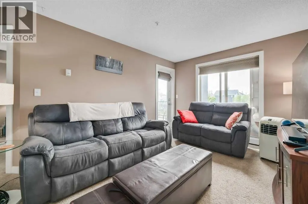 4317, 403 Mackenzie Way SW