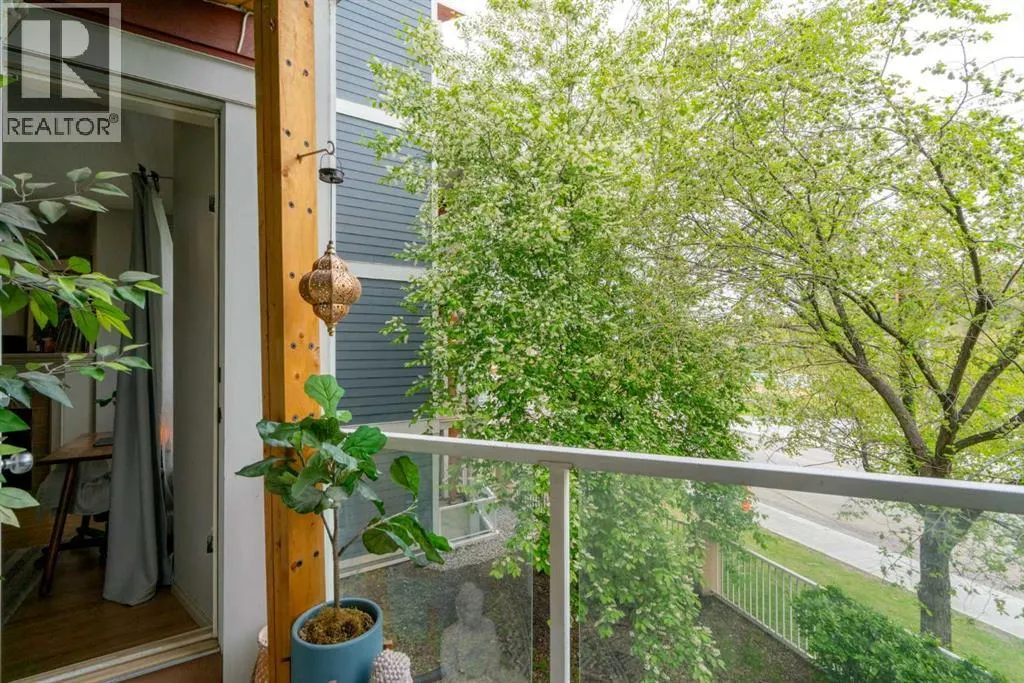 227, 333 Riverfront Avenue SE