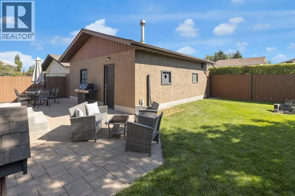 968 Abbotsford Drive NE