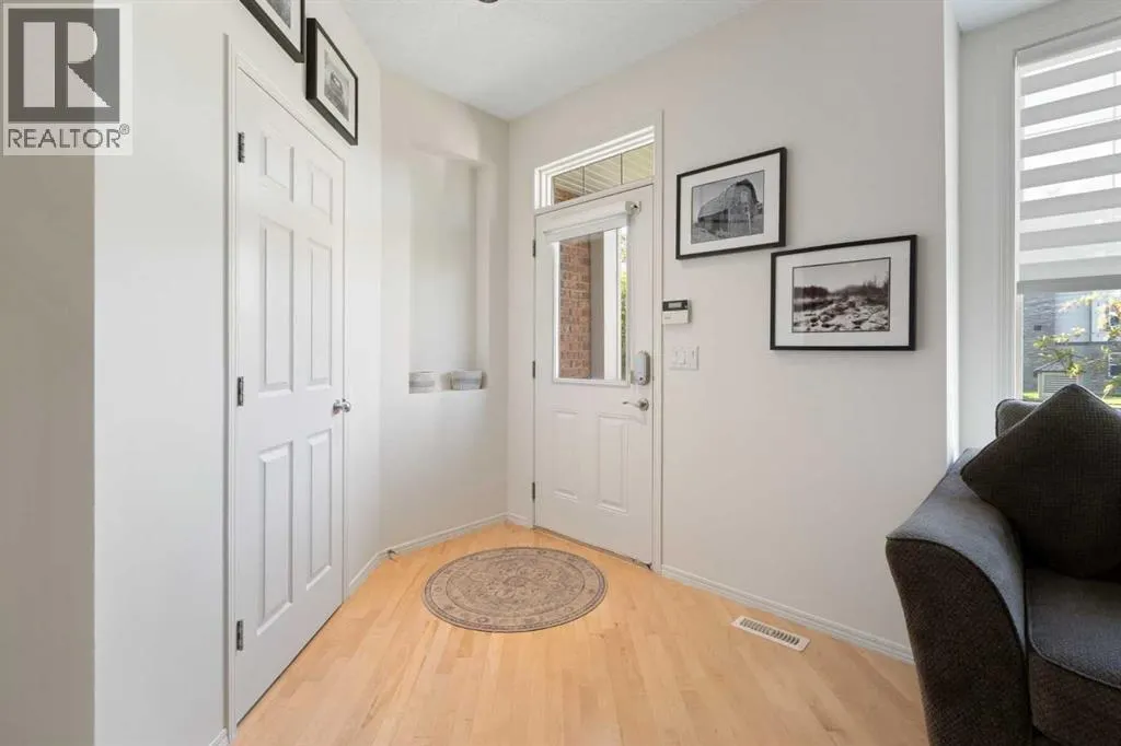 38 Prestwick Drive SE