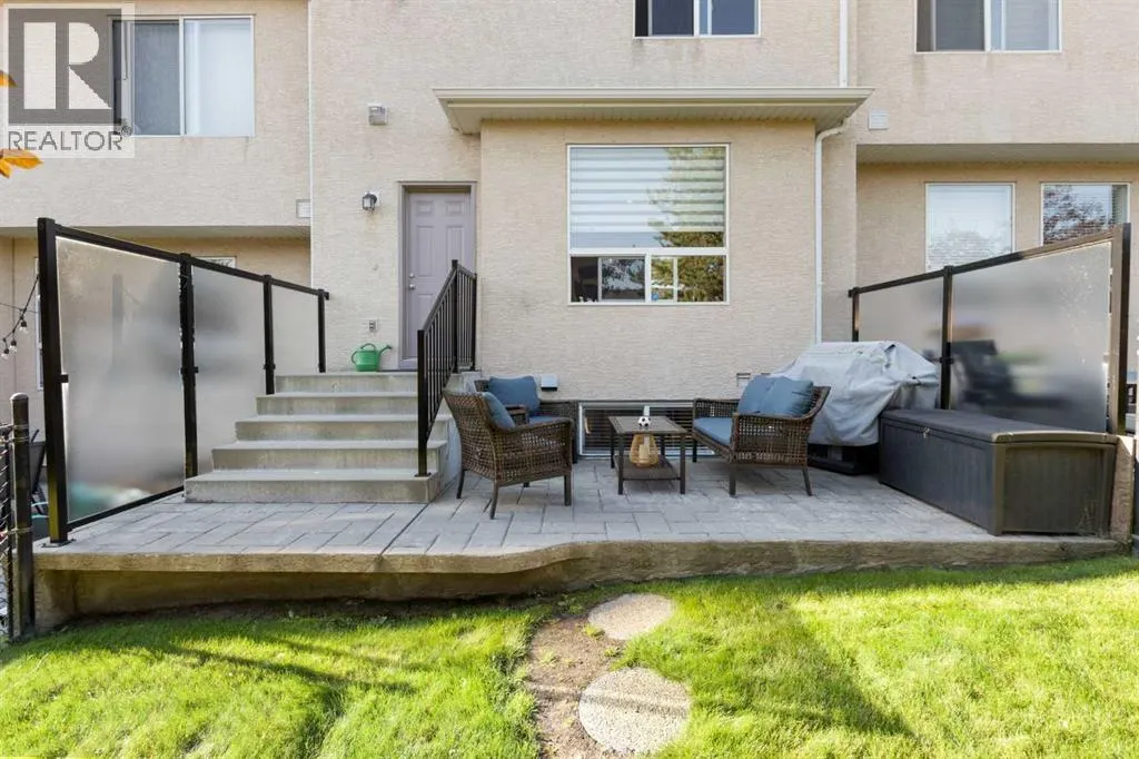 38 Prestwick Drive SE
