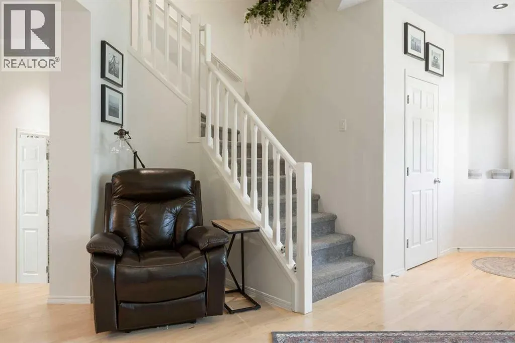 38 Prestwick Drive SE