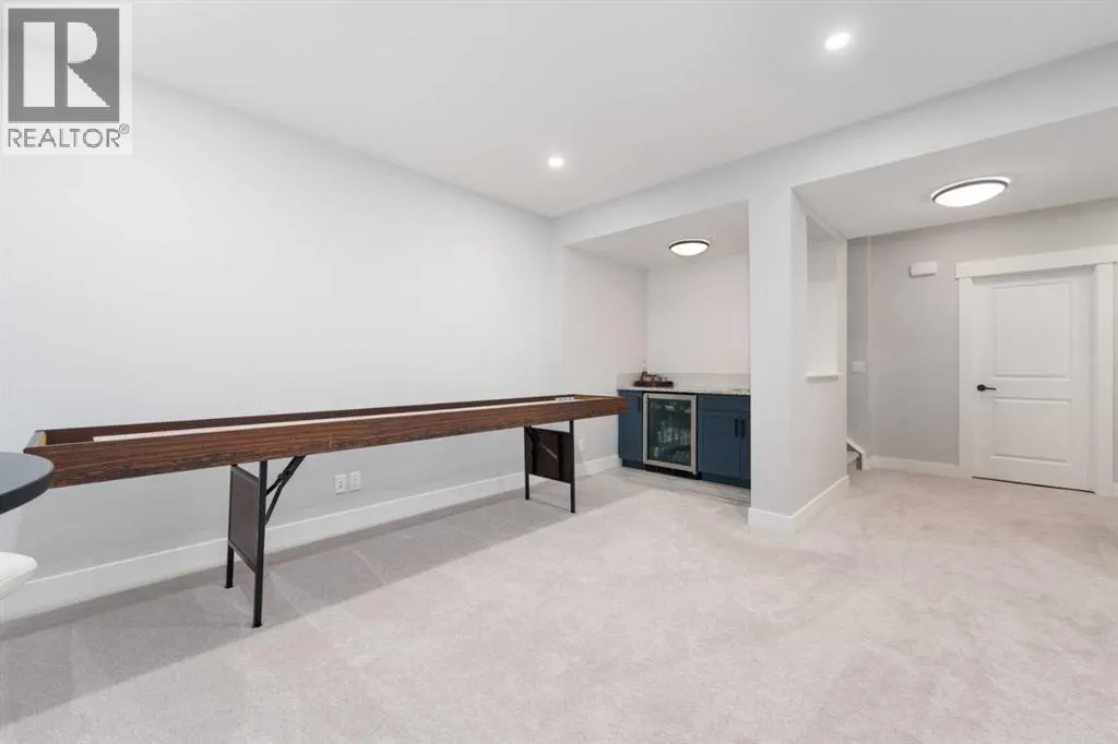 141 Masters Terrace SE