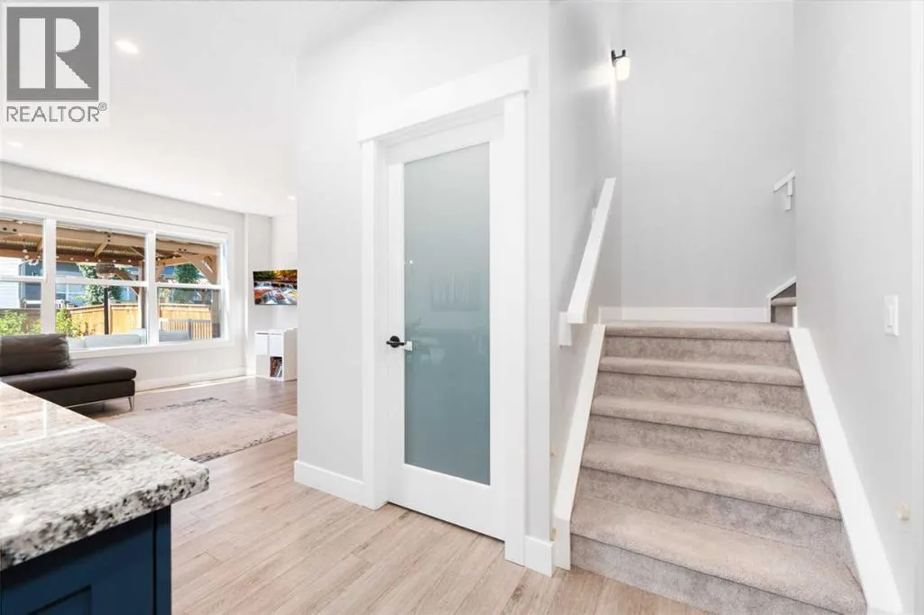 141 Masters Terrace SE