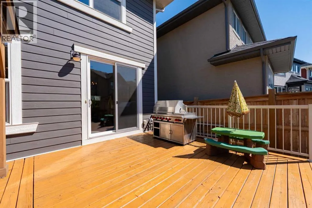 141 Masters Terrace SE