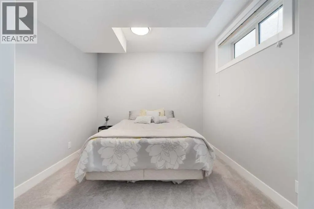 141 Masters Terrace SE