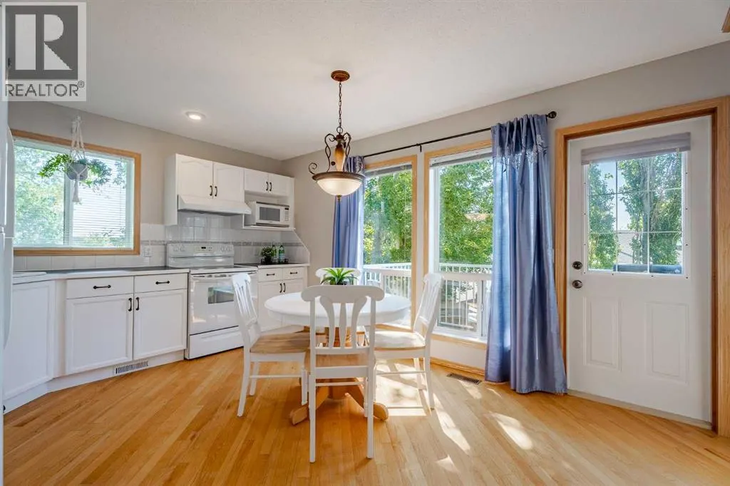 16, 900 Allen Street SE