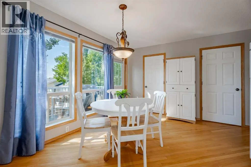 16, 900 Allen Street SE