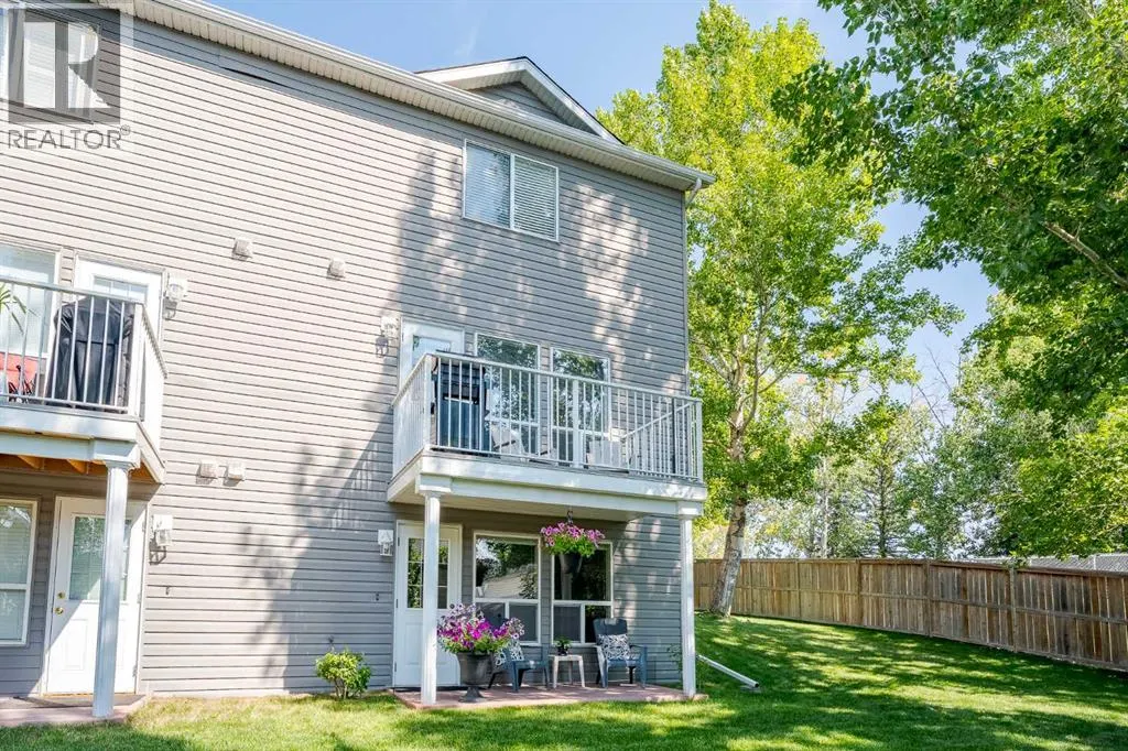 16, 900 Allen Street SE