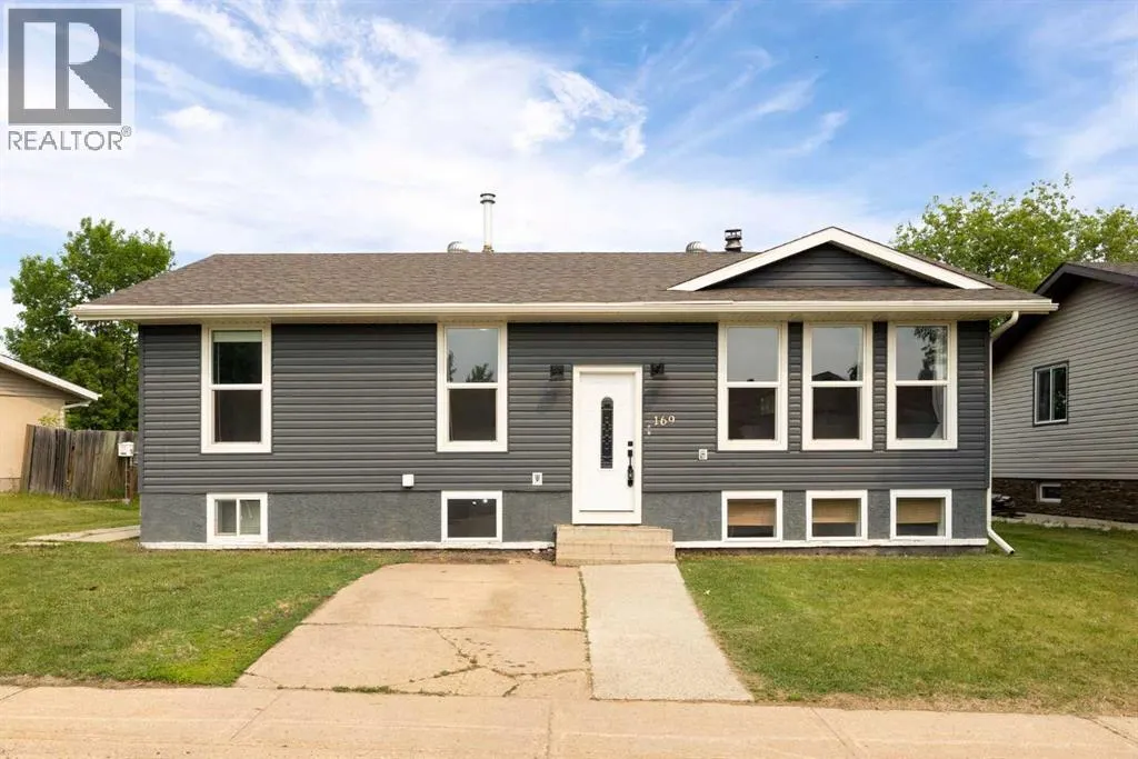 169 Beaufort Crescent