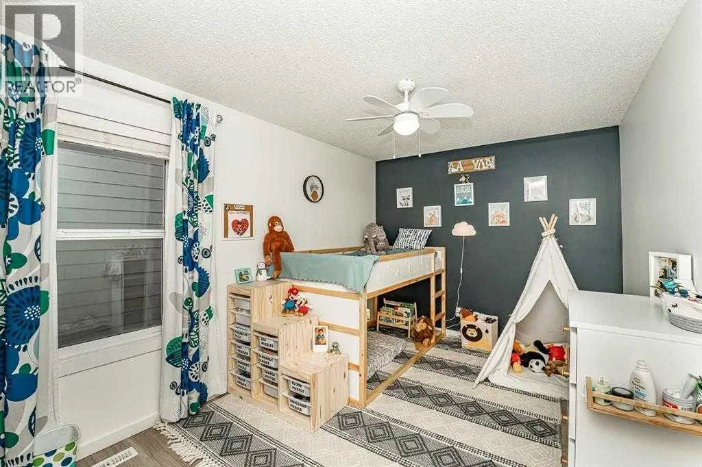 158 Masters Point SE