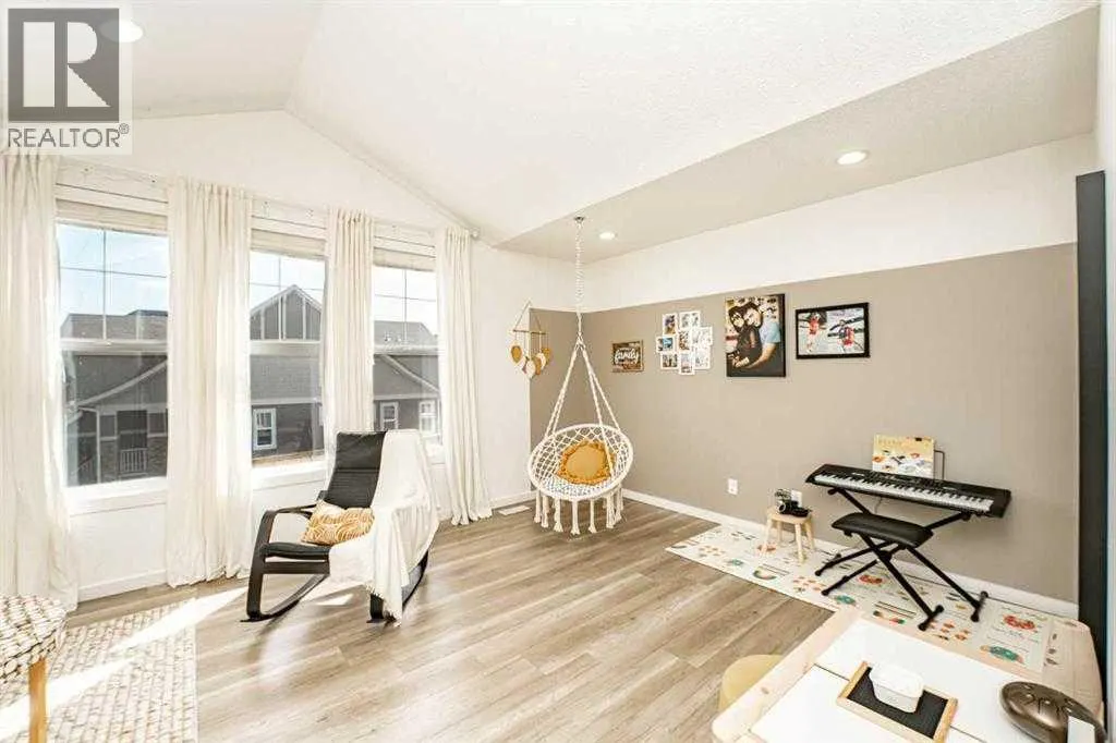 158 Masters Point SE