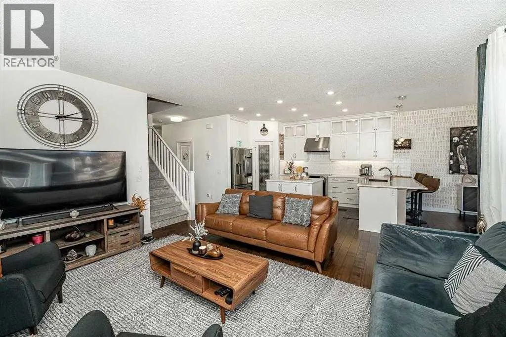 158 Masters Point SE