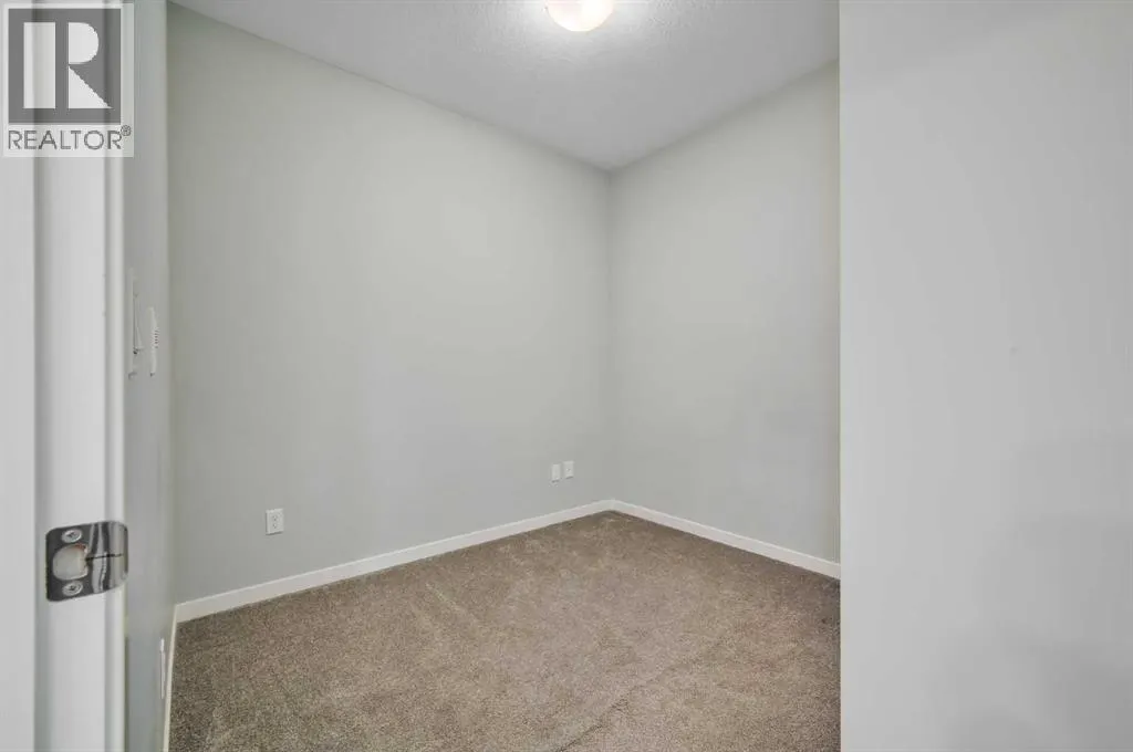 411, 30 Mahogany Mews SE