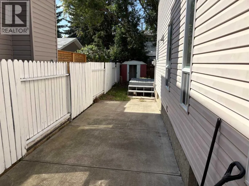 256 Woodstock Place SW