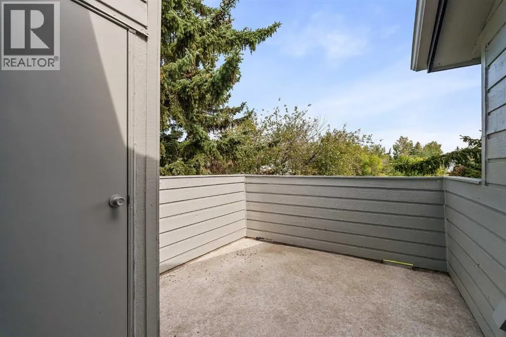 3302, 80 Glamis Drive SW