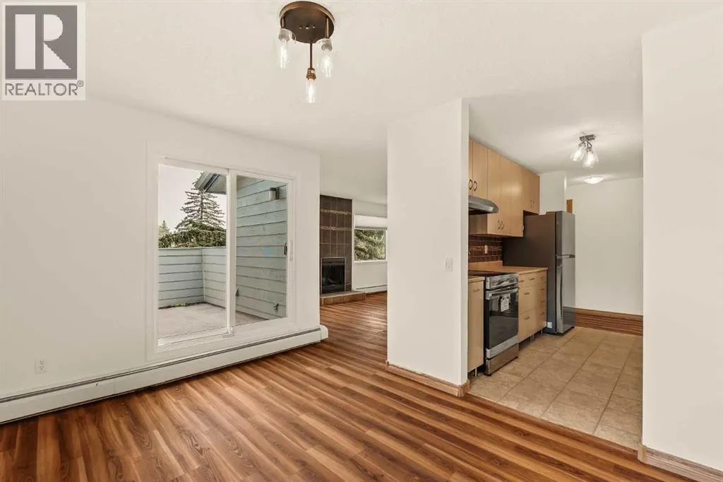 3302, 80 Glamis Drive SW