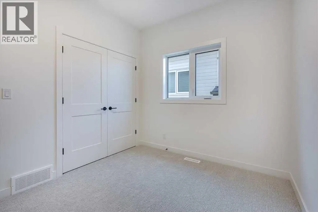 56 Emmett Crescent