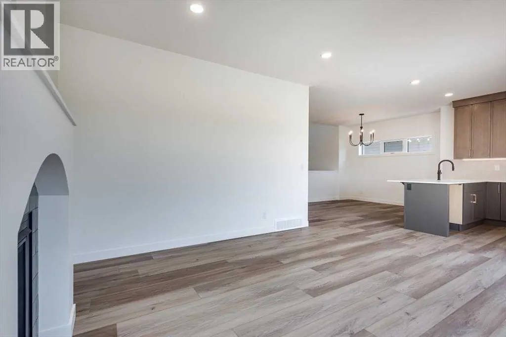 56 Emmett Crescent