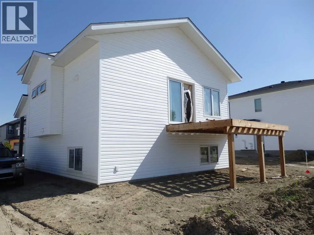 56 Emmett Crescent