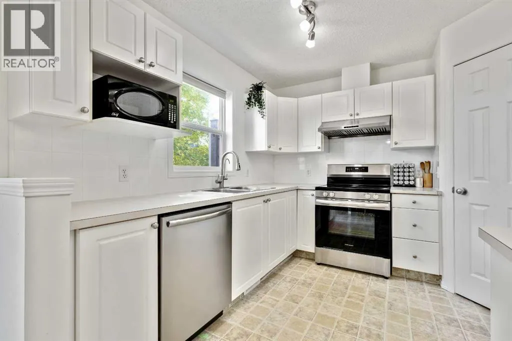105 Prairie Sound Circle NW