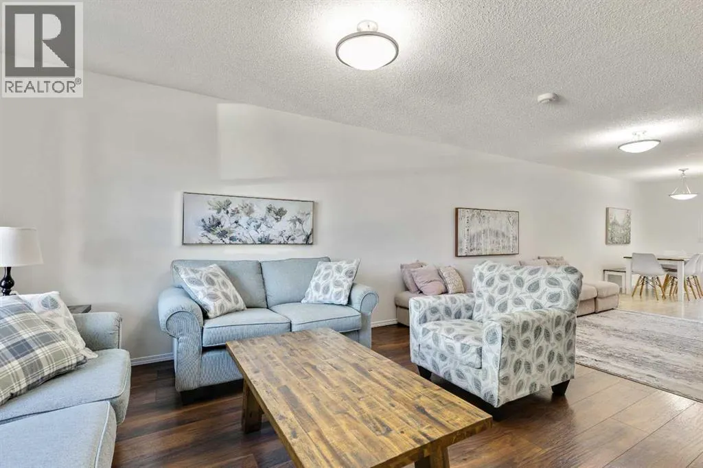 105 Prairie Sound Circle NW