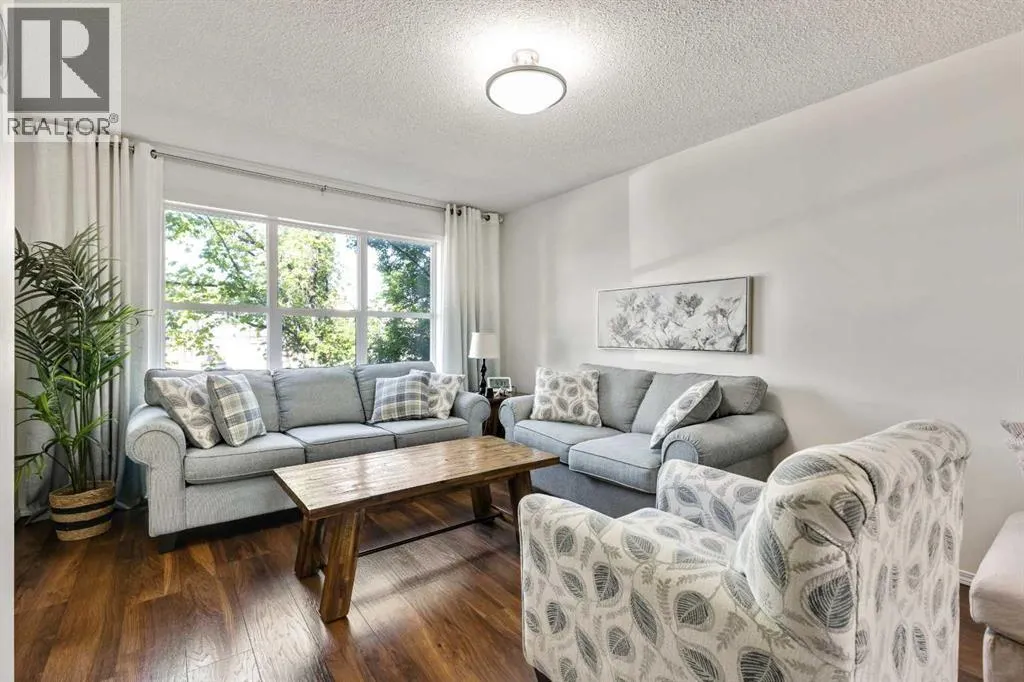 105 Prairie Sound Circle NW