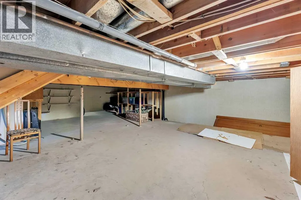 318 Shawnessy Drive SW