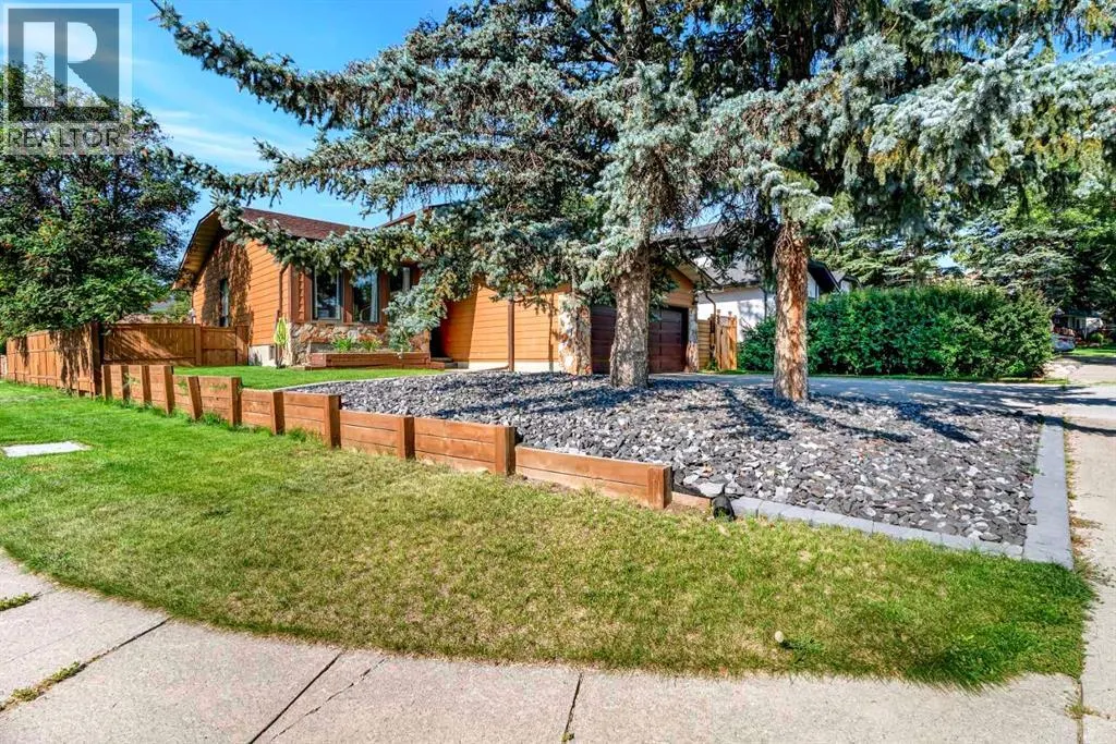 318 Shawnessy Drive SW