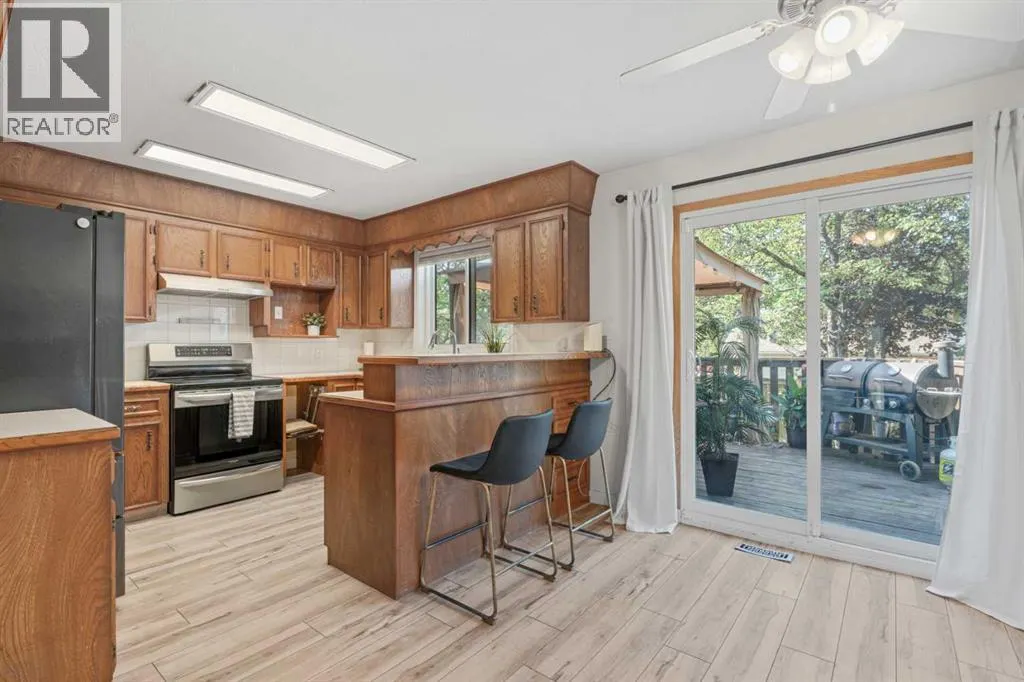 318 Shawnessy Drive SW
