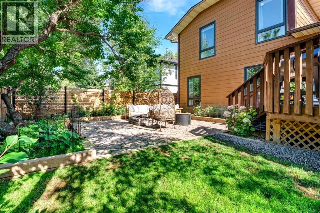 318 Shawnessy Drive SW